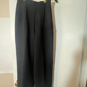 Pant-Liz Claiborne black trouser.  Size 6p.